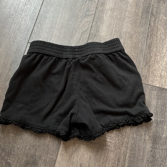 Girls shorts size 6/7 - Picture 7 of 7